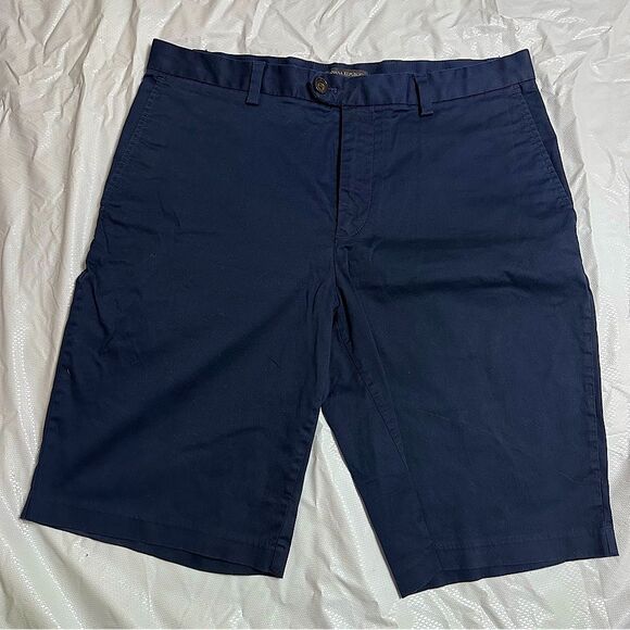 Banana Republic Emerson Navy Blue Flat Front Shorts Size Waist 33” - Picture 1 of 8